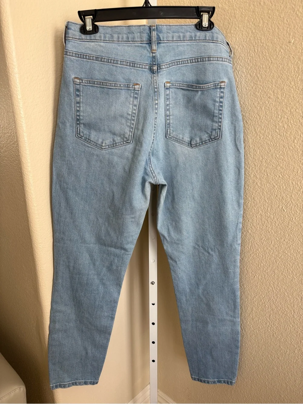 Everlane The Super-soft Relax Jeans in Weathered Blue - Size 31 (Regular) - Picture 7 of 8